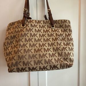 Michael Kors Tote Bag Canvas East West Jacquard Classic Business Gold Fob